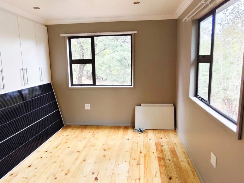 Modern Off-Grid Living: Brand New Nutech Home - Photo 9