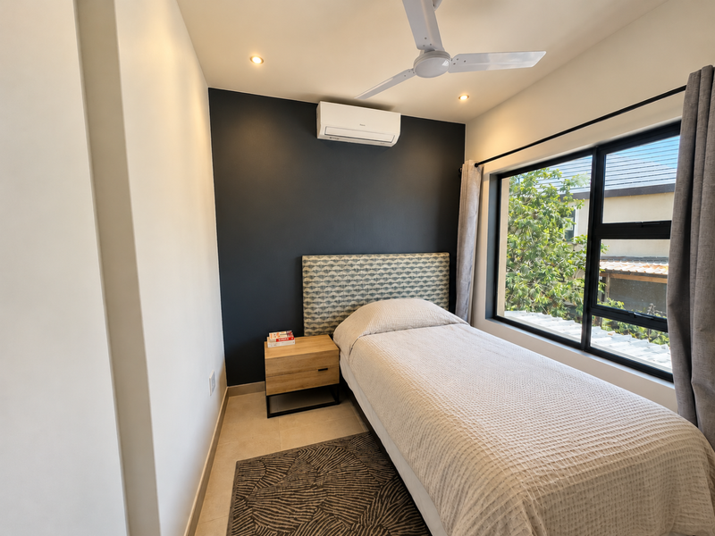 Modern Duplex with Private Garden and Swimming Pool - Photo 10
