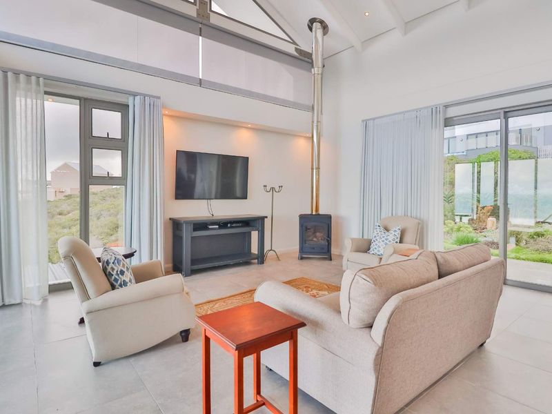 5 Bedroom, 6 Bathroom House for sale in Pinnacle Point Golf Estate - Photo 9