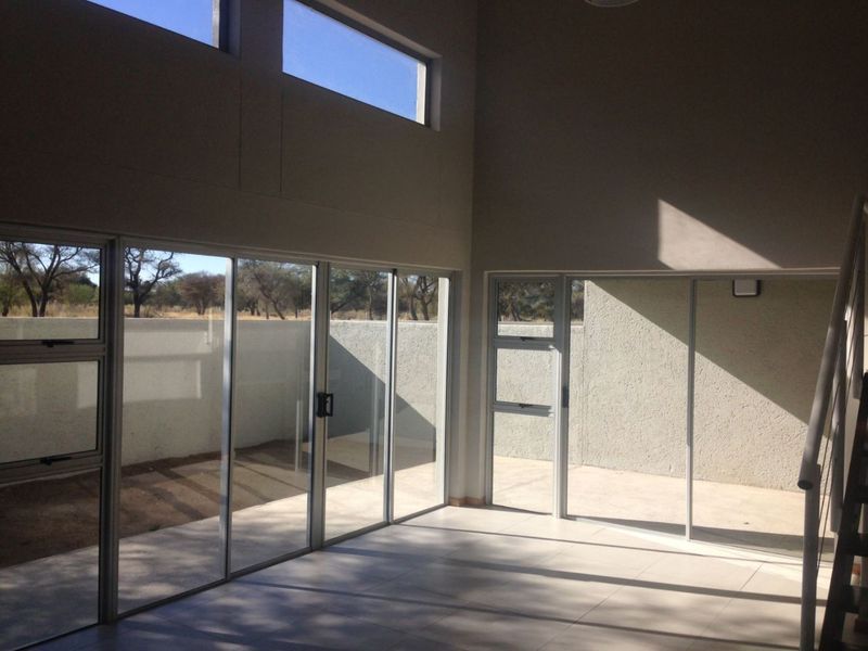 3 bedrooms Townhouse in OKAHANDJA - Photo 3