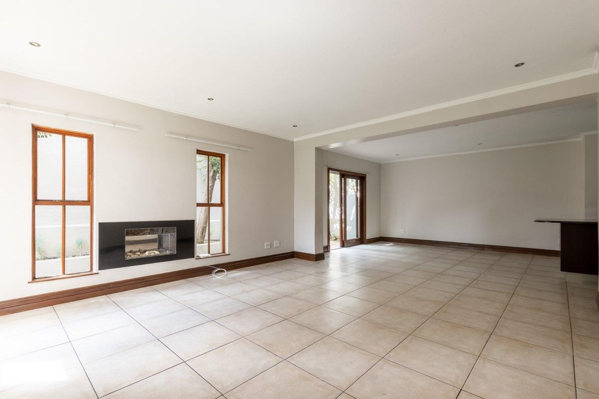 3 Bedroom House to Rent in Dainfern - Photo 3