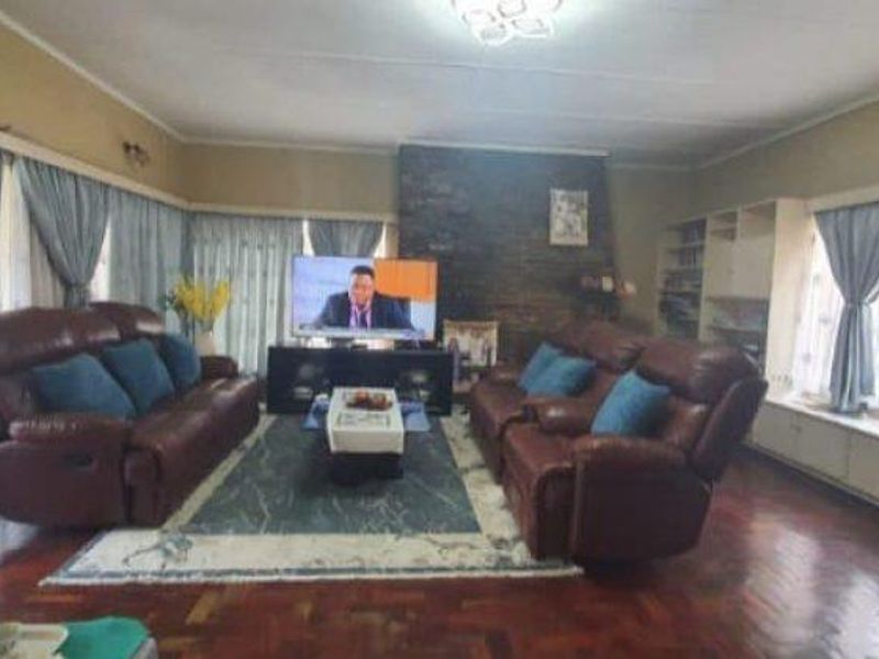 Absolute Bargain - Photo 5