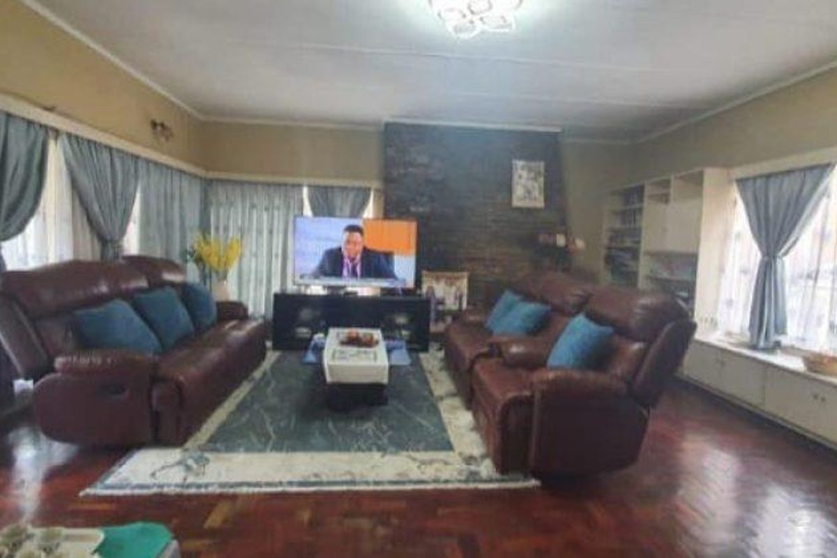 Absolute Bargain - Photo 5