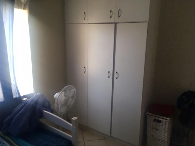 ONE-LEVEL 2 BEDROOM TOWNHOUSE FOR SALE IN DORADO PARK/ACACIA!! CC Registered - Photo 4