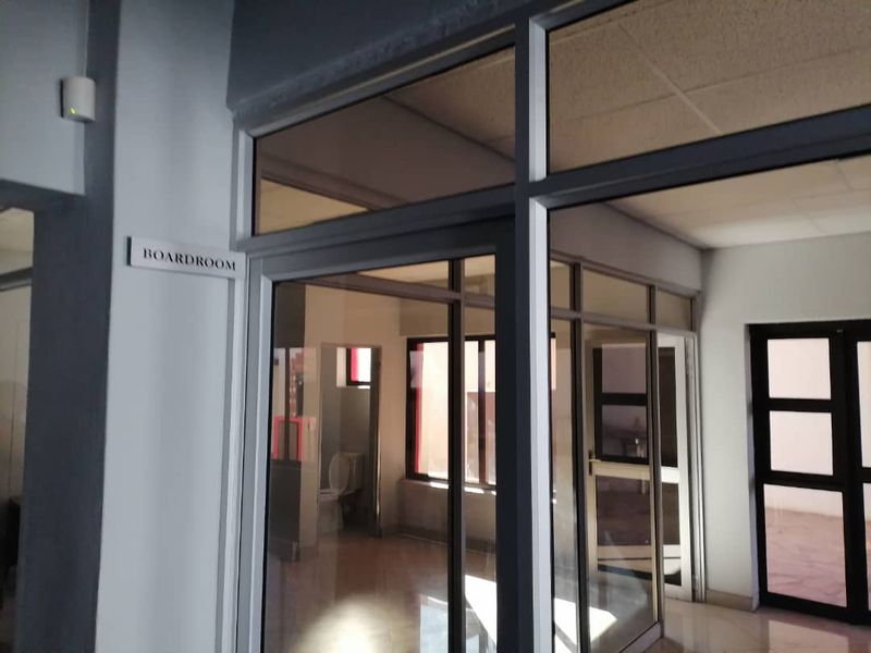 Office For Sale in Windhoek West - Photo 6