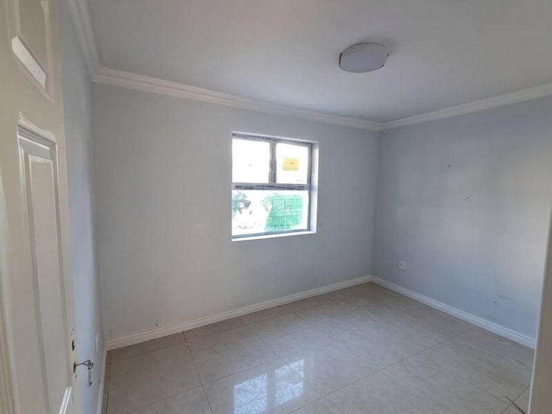 Modern 3-Bedroom Plot & Plan Home in Lampiesbaai – Brand-New Coastal Living - Photo 10
