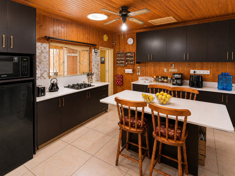 3 Bedroom House in Meyerspark - Photo 3