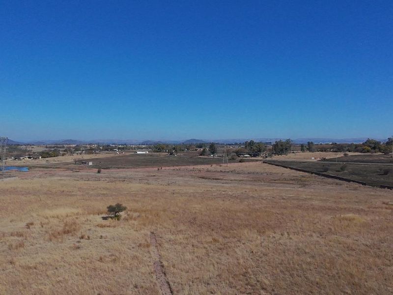 12,8 hectares farm for sale - Photo 2