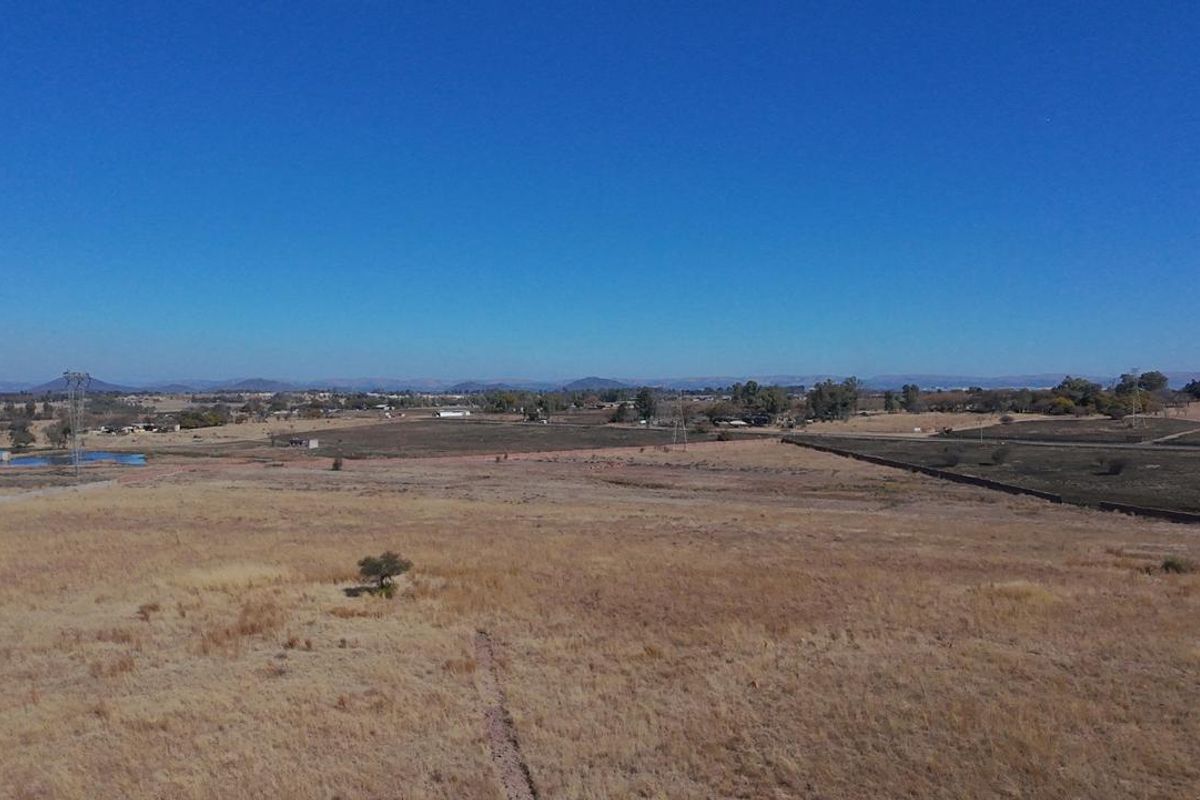 12,8 hectares farm for sale - Photo 2