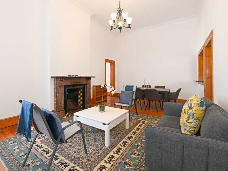 Charming Victorian Semi for Sale! - Photo 3