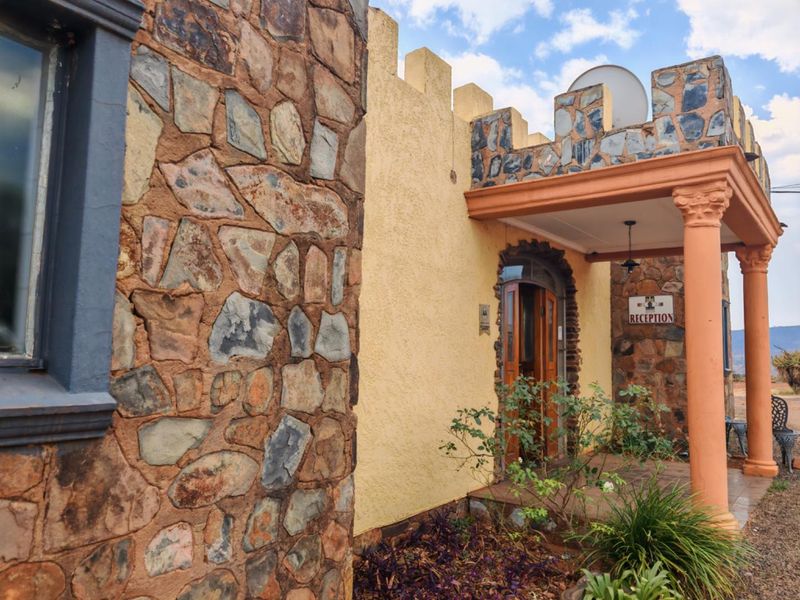 14 Bedroom Lodge With  Chapel For Sale - Photo 8