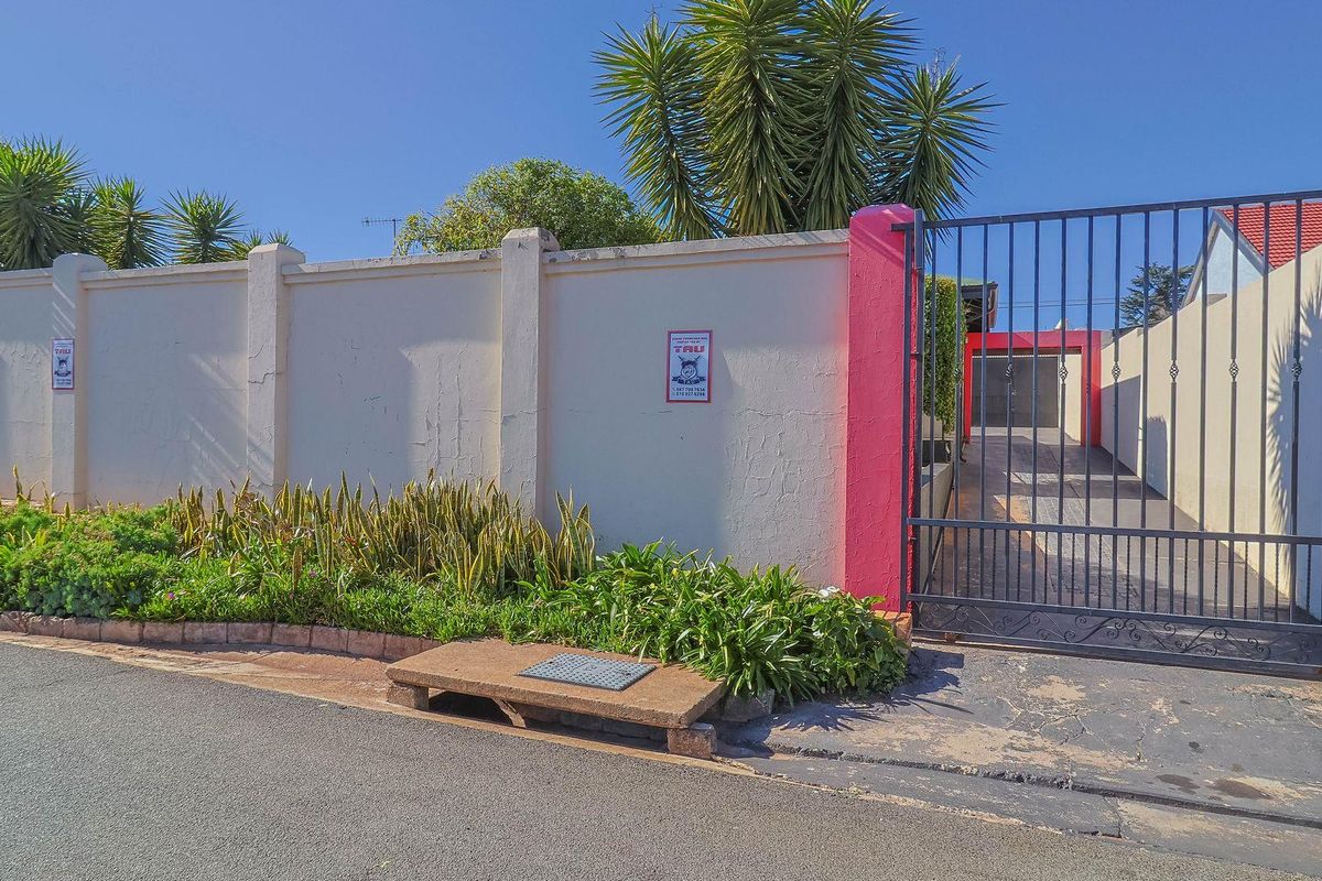 Perfect for Beginners, Newlyweds, or Savvy Investors - Photo 2