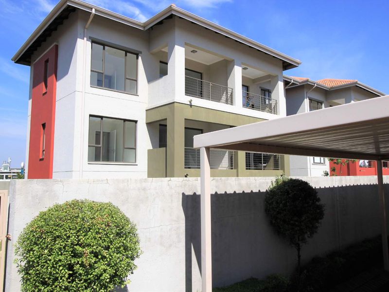 1 Bedroom Executive Apartment - Photo 2