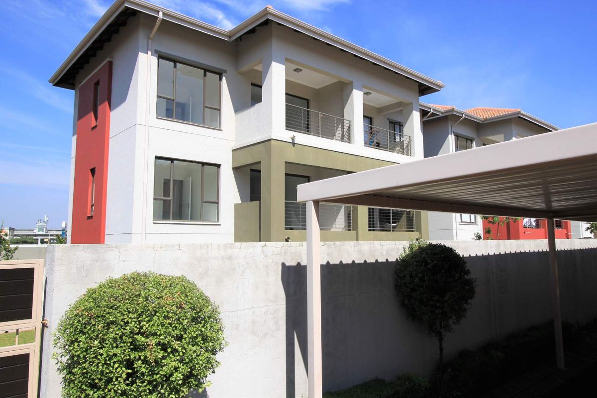 1 Bedroom Executive Apartment - Photo 2