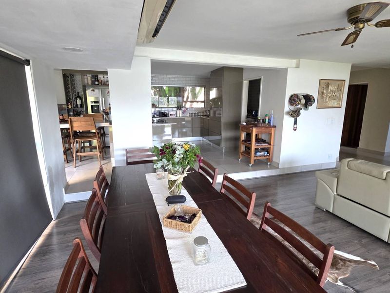 3 Bedroom 4 Bathroom Water Front Furnished Townhouse - Photo 2