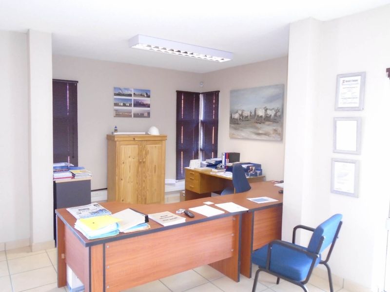 Stunning industrial property - Photo 6