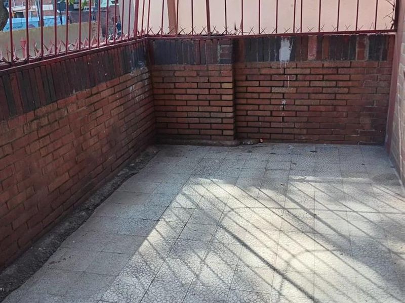 Two-Bedroom Apartment To Let - Photo 9