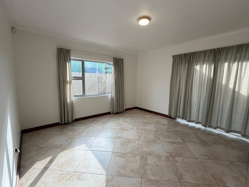 Free Standing home to RENT - Photo 5