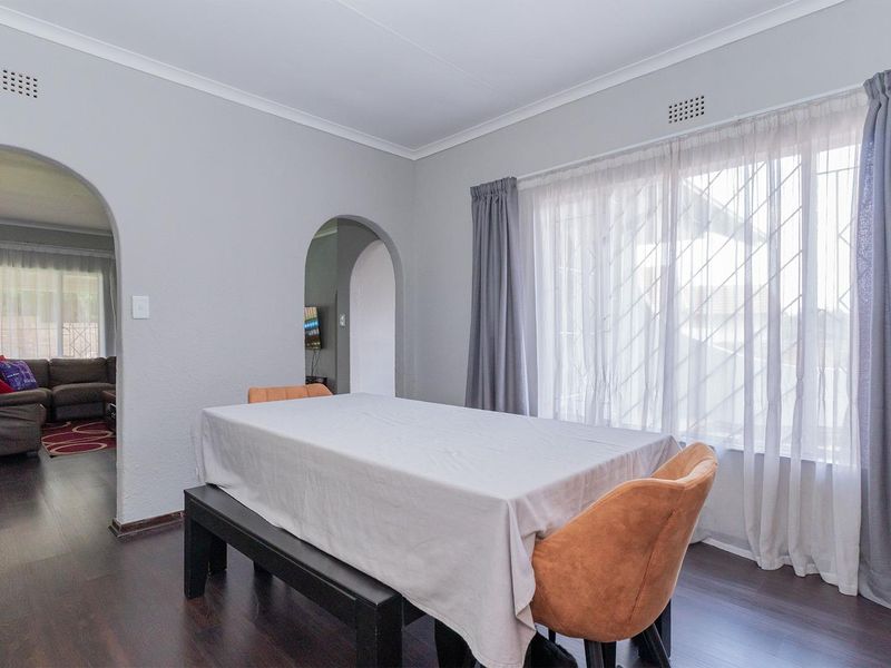 Lovely 3-Bedroom Family Home with Pool in Van Riebeeck Park - Photo 9