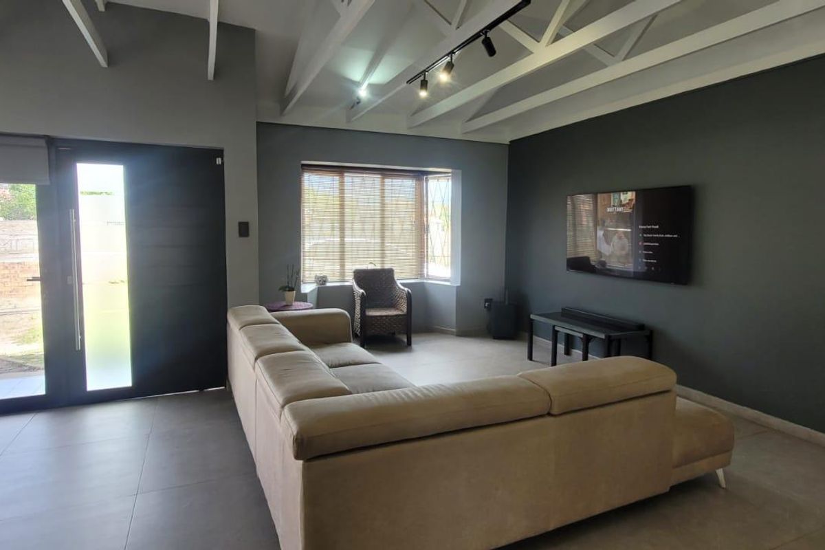 3 Bedroom House For Sale Levallia George - Photo 4
