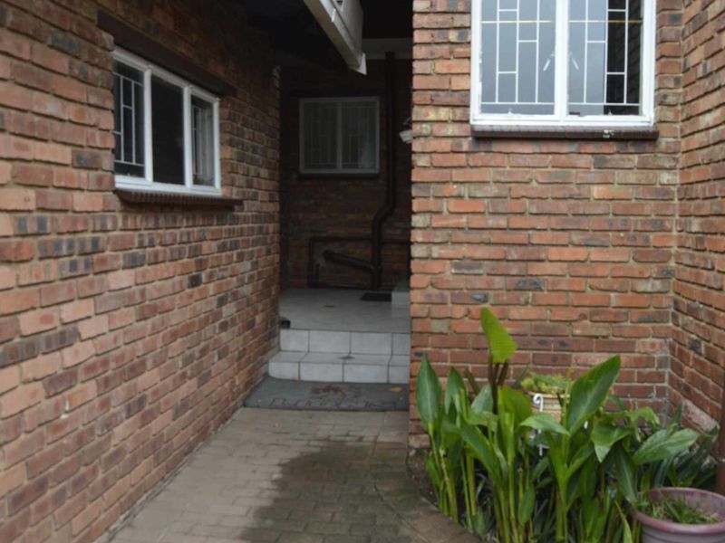 Find Your Haven in the Heart of Costa Tou - Photo 5