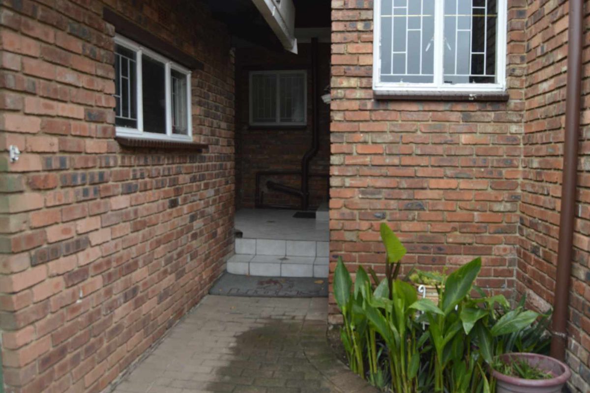 Find Your Haven in the Heart of Costa Tou - Photo 5