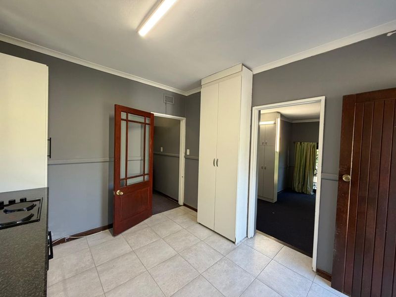 2 Bedroom, 1 Bathroom Garden Cottage For Rent. - Photo 2