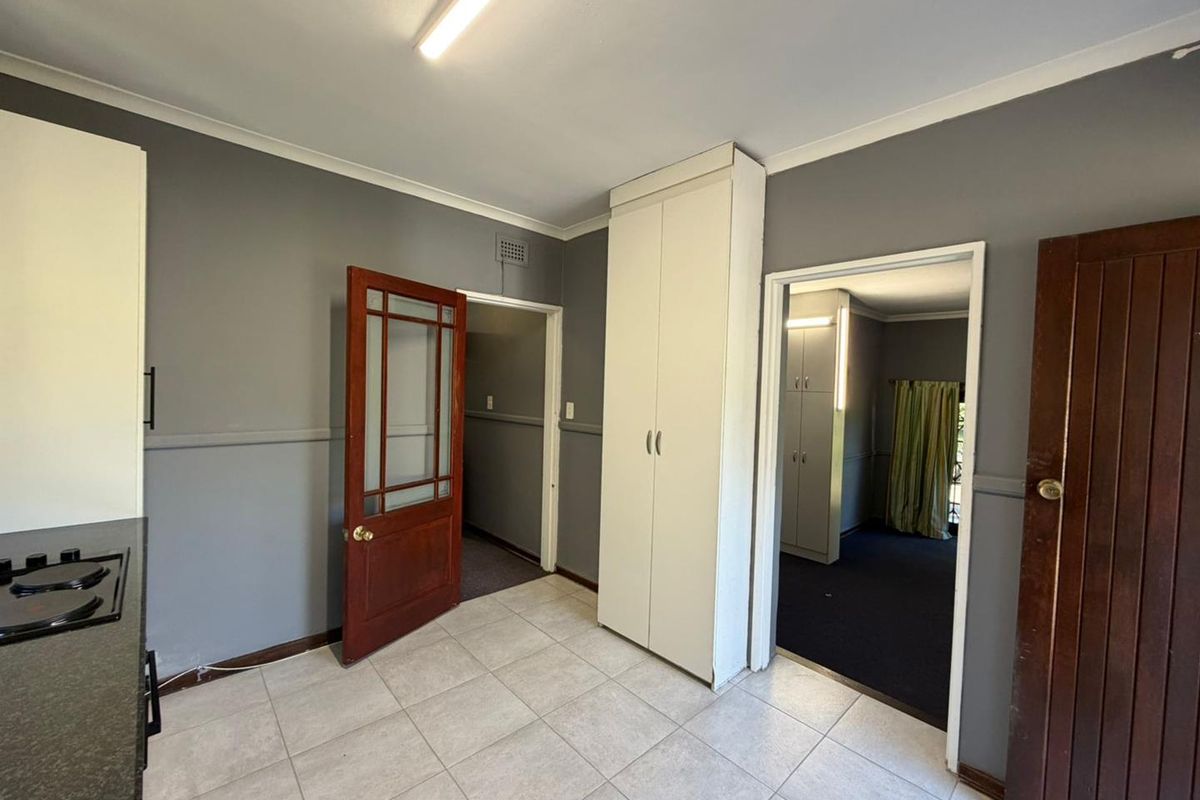 2 Bedroom, 1 Bathroom Garden Cottage For Rent. - Photo 2