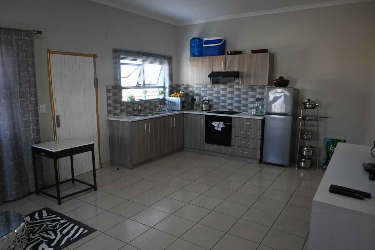 ✨ Charming 2-Bedroom Home for Sale- Osona Village ✨ - Photo 3