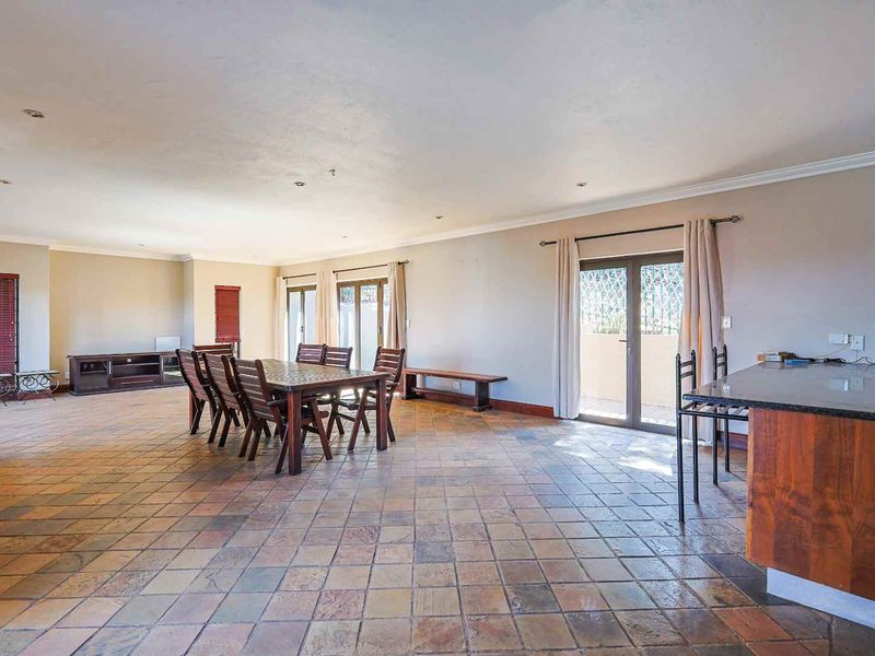Modern 3-Bedroom Home in Secure Faerie Glen Estate - Photo 8