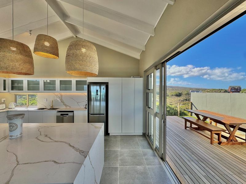 Oceanfront in Cape Nature Reserve - Photo 9