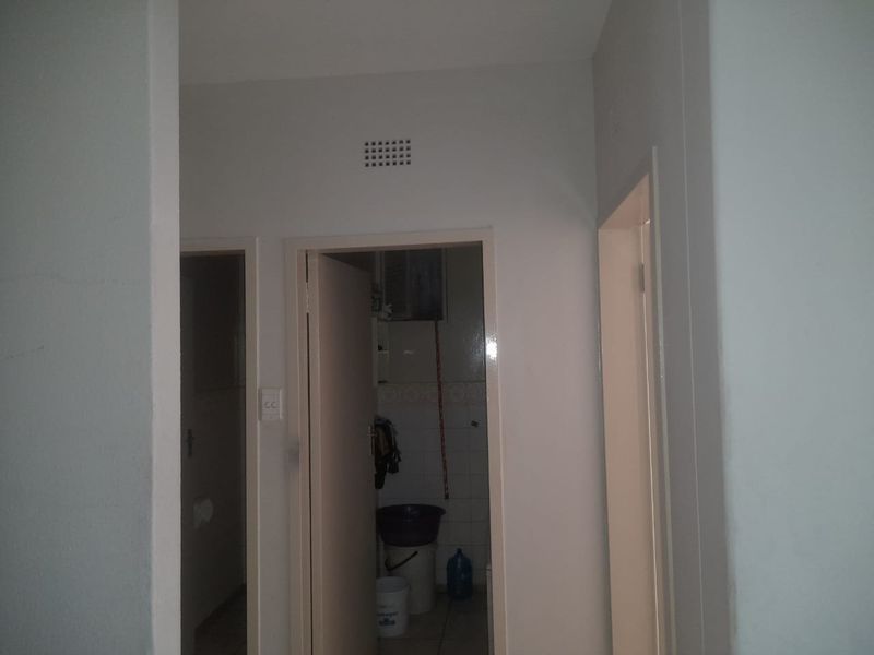 2  Bedroom Apartment for sale in Xanadu - Photo 5