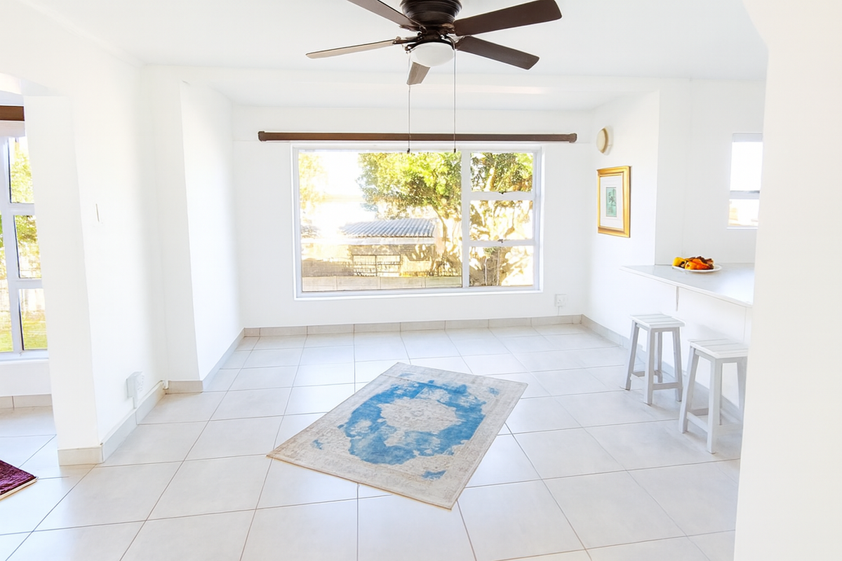 4 Bedroom House For Sale in Dana Bay - Photo 3