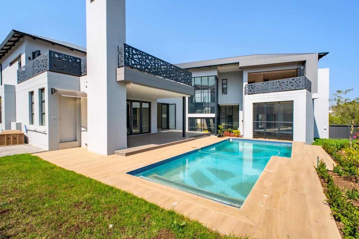 Prestigious Brand-New Five-Bedroom Home For Sale in Waterfall Country Estate” - Photo 2