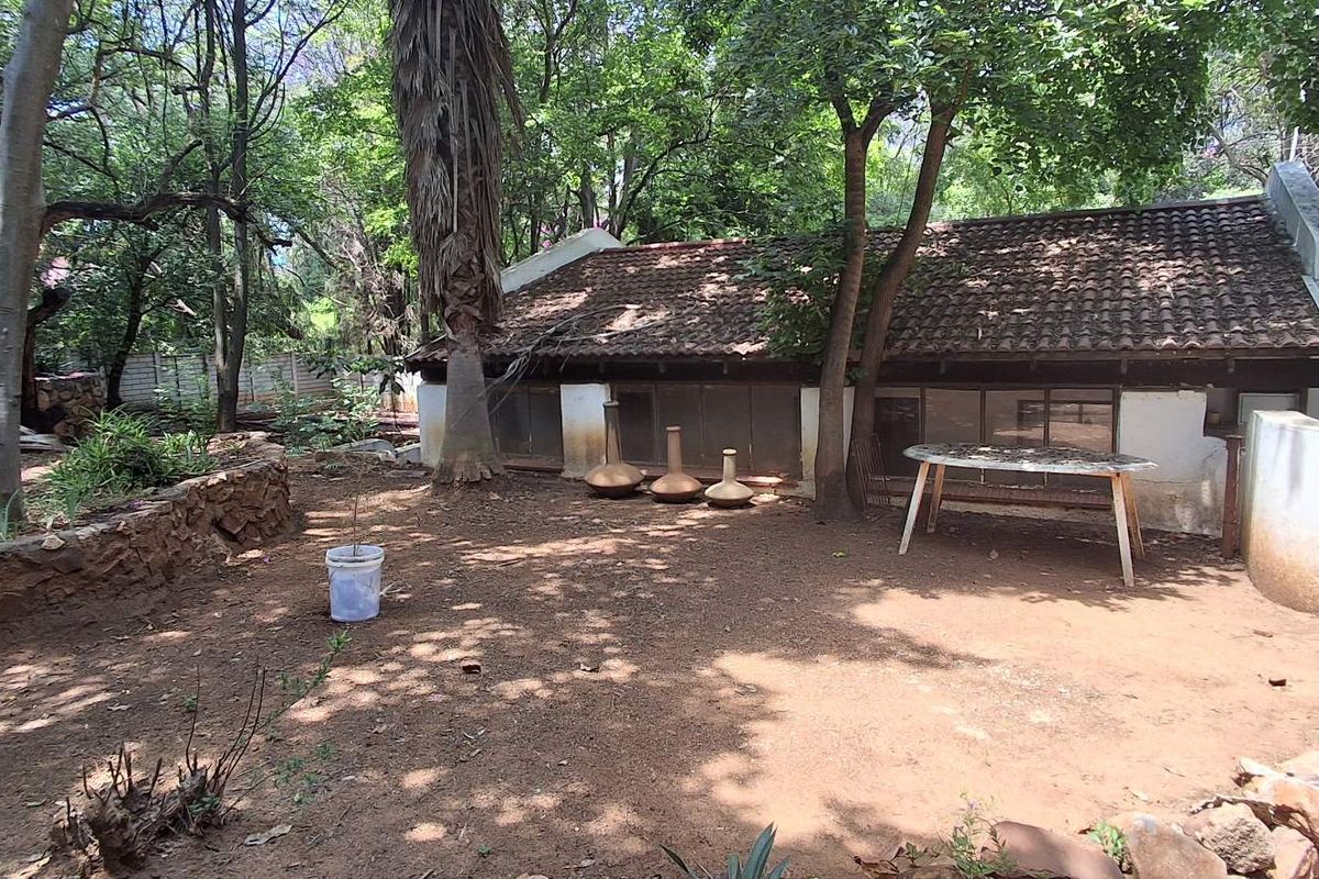 Investment Gem: Multi-Unit with Income Potential - Photo 3