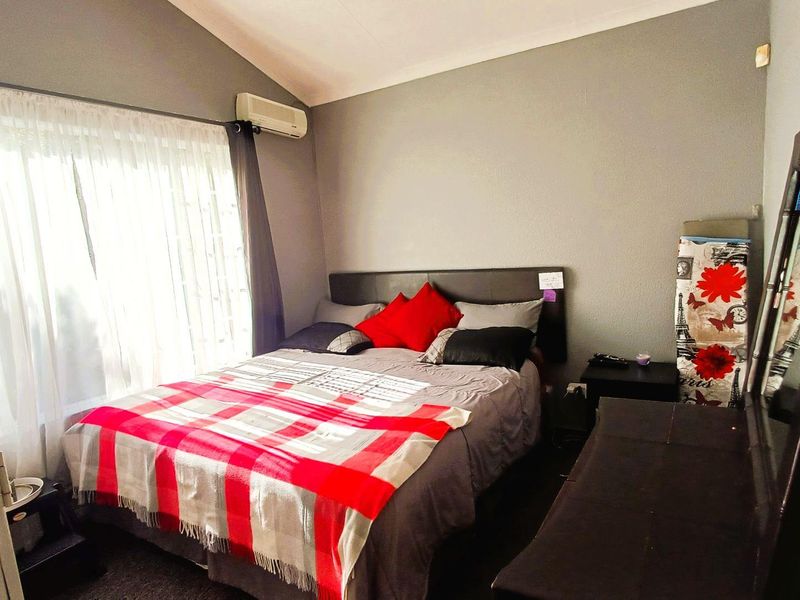 The Perfect First Home: Duplex Living with Room to Grow - Photo 7