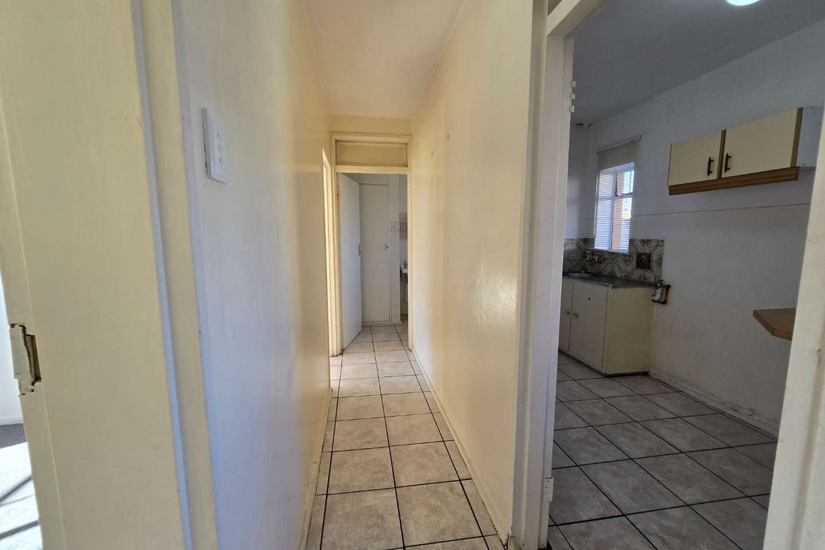 Lock-Up and Go Convenience - Photo 3