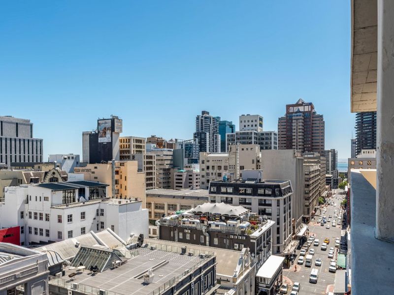 CBD one bedroomed apartment with parking - Photo 1
