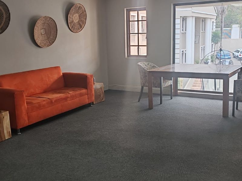 Prime Office Space in Gallagher Business Exchange - Photo 4