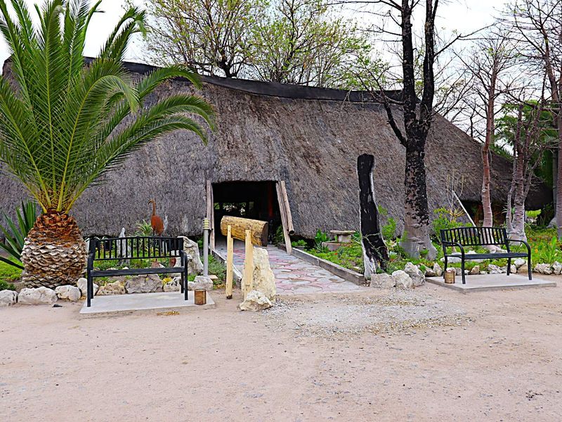 Established Lodge for Sale on Leasehold Land with Bar, Restaurant & Accommodation - Tsumkwe - Photo 3