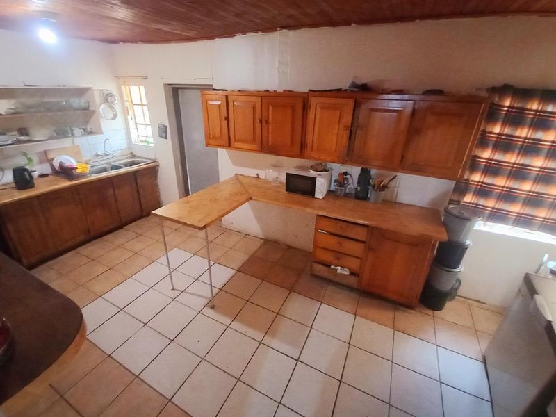 Three bedrooms house for sale in Elandspoort - Photo 3
