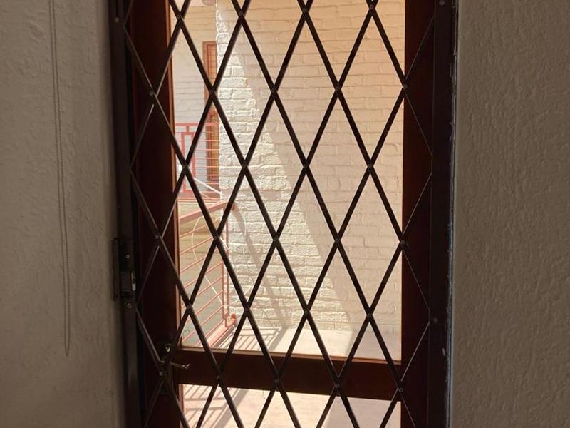 1 BEDROOM APARTMENT FOR SALE IN WESTDENE - Photo 3