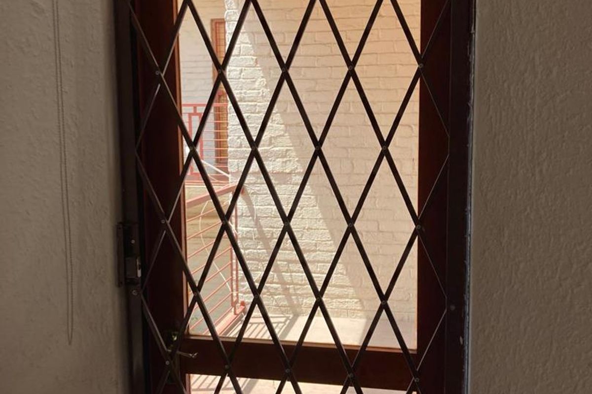 1 BEDROOM APARTMENT FOR SALE IN WESTDENE - Photo 3