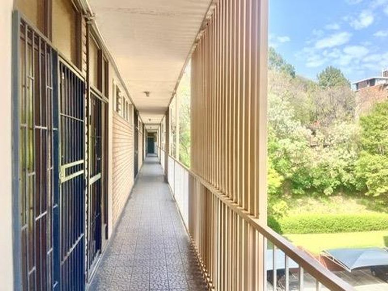 Excellent location for investment - Photo 9