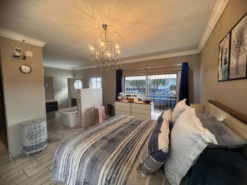 Move In Ready Family Home - Photo 8