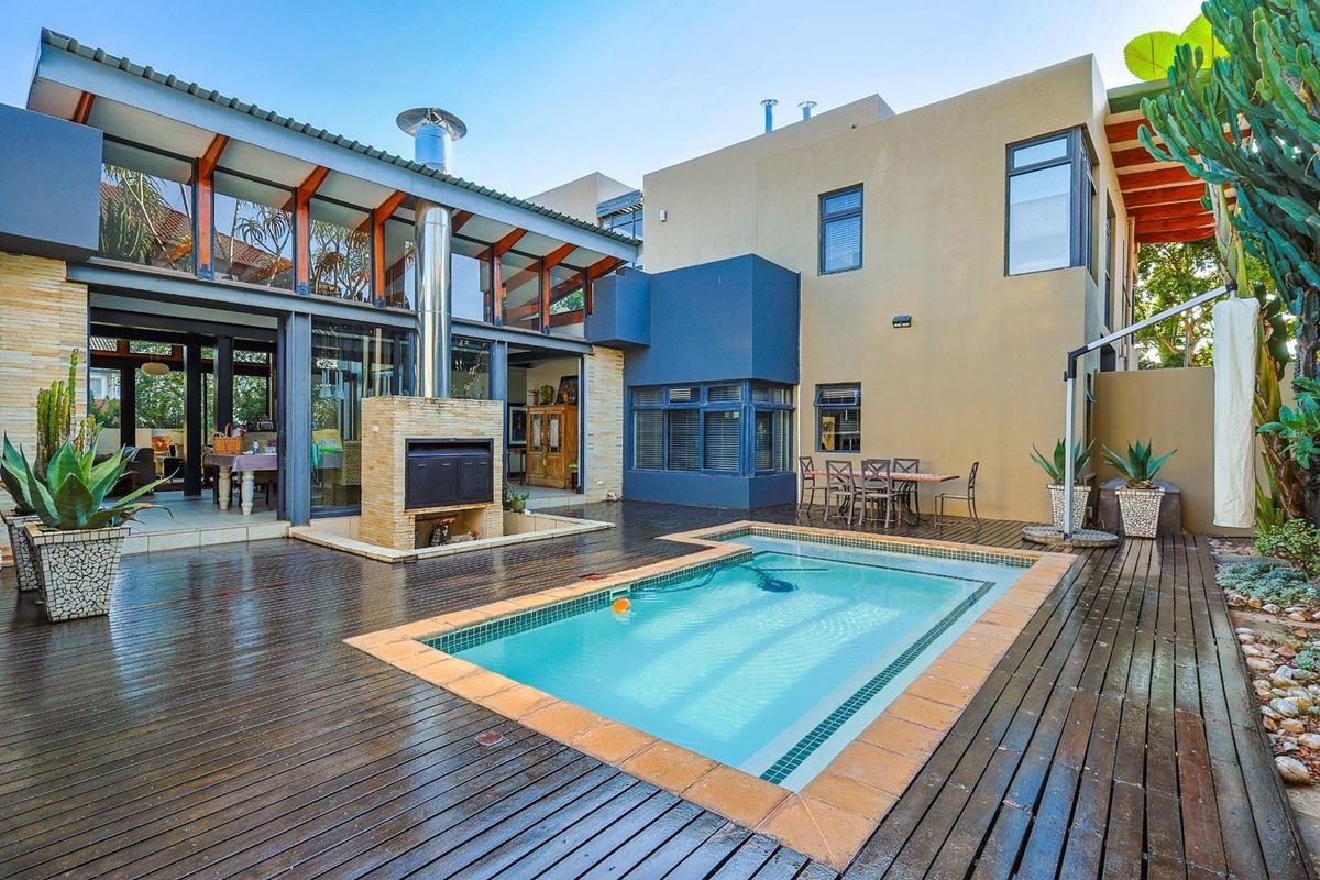 Exquisite 5-Bedroom Masterpiece in The Wilds Estate - Photo 3