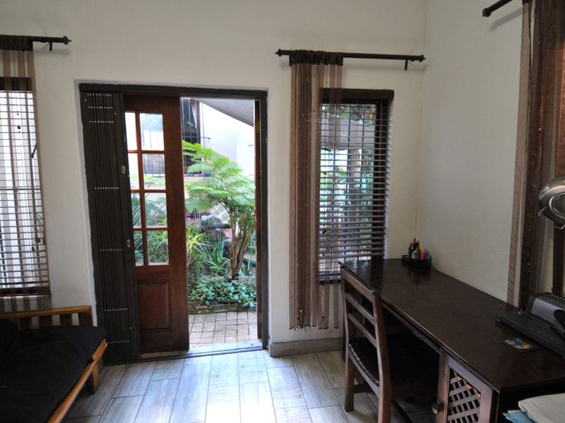 A Buyers Haven In Lynnwood Glen - Photo 8