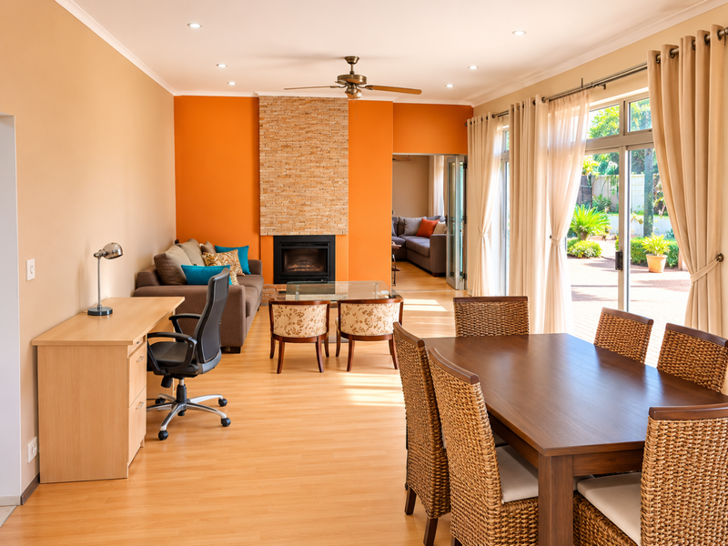 Spacious Family Home with Income-generating Cottages in Lombardy East - Photo 5