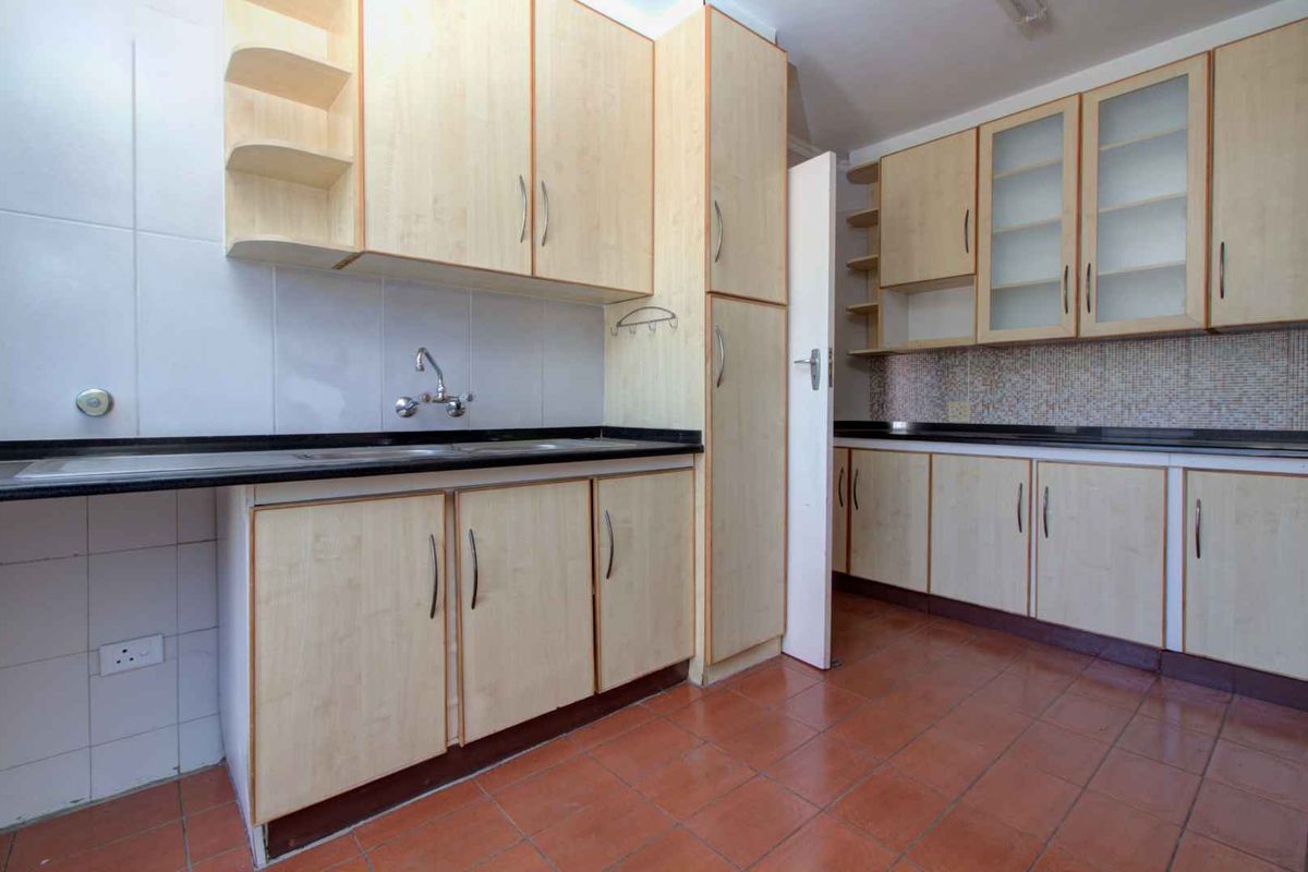 Unbeatable Value: Townhouse from R990k - Photo 4