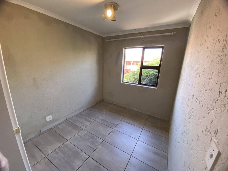 Bright & Spacious 2-Bedroom Apartment in Ferndale - Photo 10